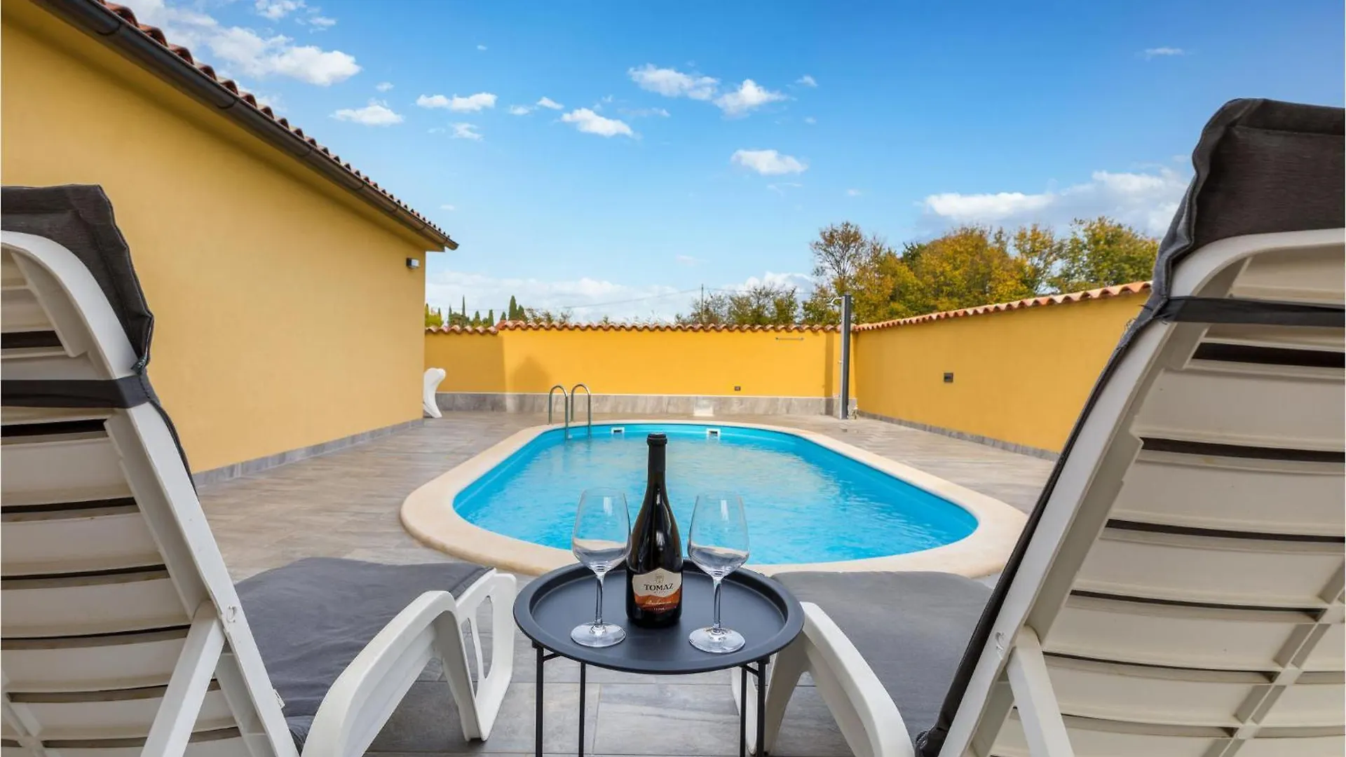 Holiday home Gorgeous Home In Galizana With Wifi